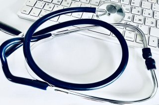 Депутаты подняли вопрос нехватки медицинских специалистов в сельской местности